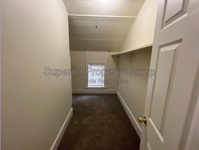 2B/1B Upper Unit in Duplex in Janesville! property image