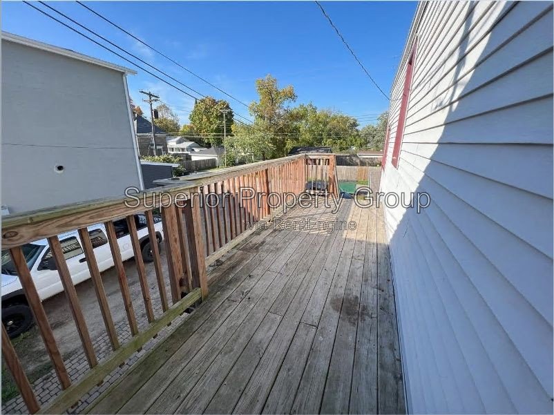 2B/1B in a 4-unit building with a large private balcony! property image